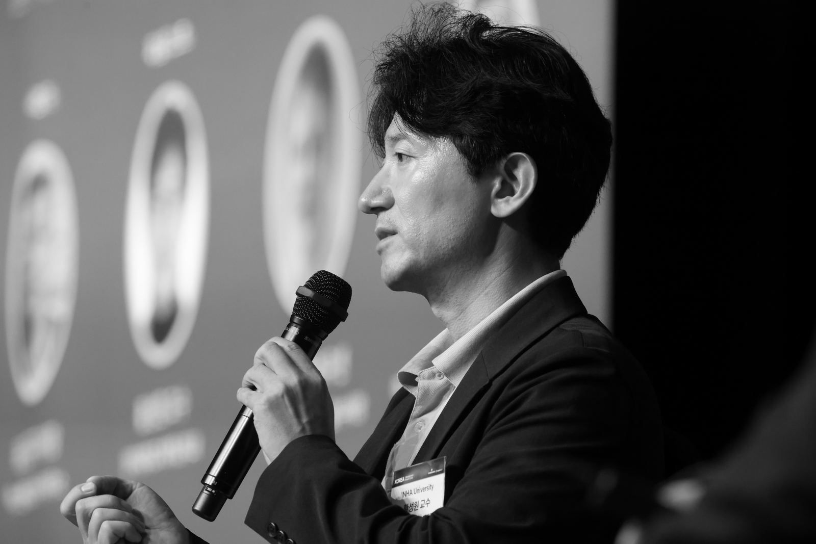 Sean Hwang speaking during the panel discussion